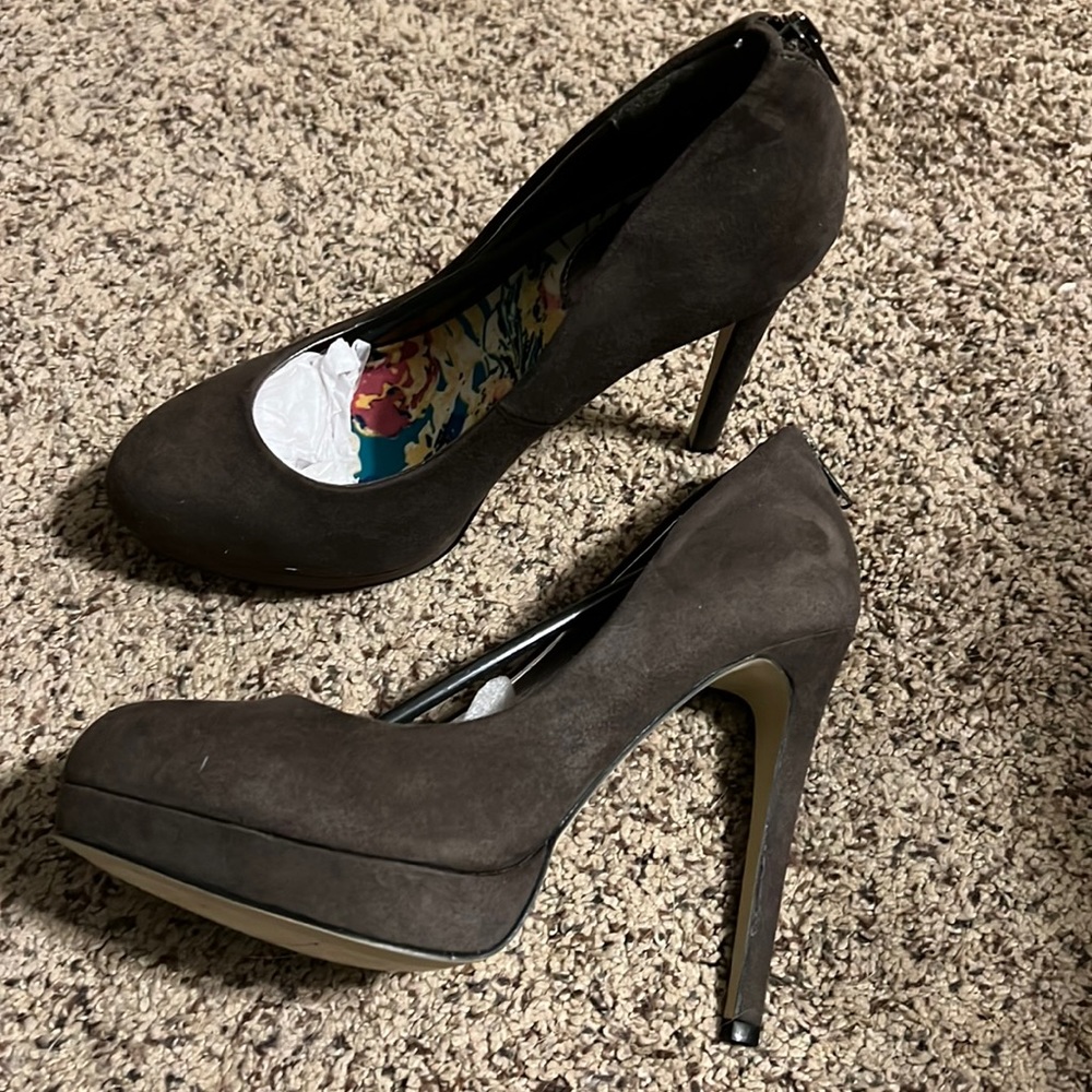 Madden girl 4” heels  new in box, never worn